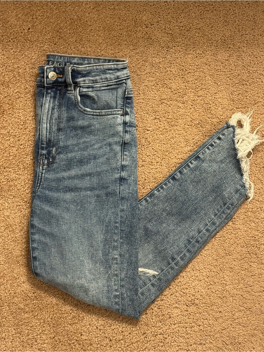 American Eagle Highest Rise Distressed Super Stretch Jeggings Cropped